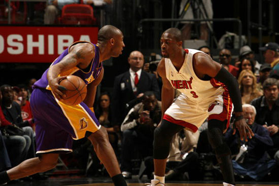 后卫内收或 后卫内收或