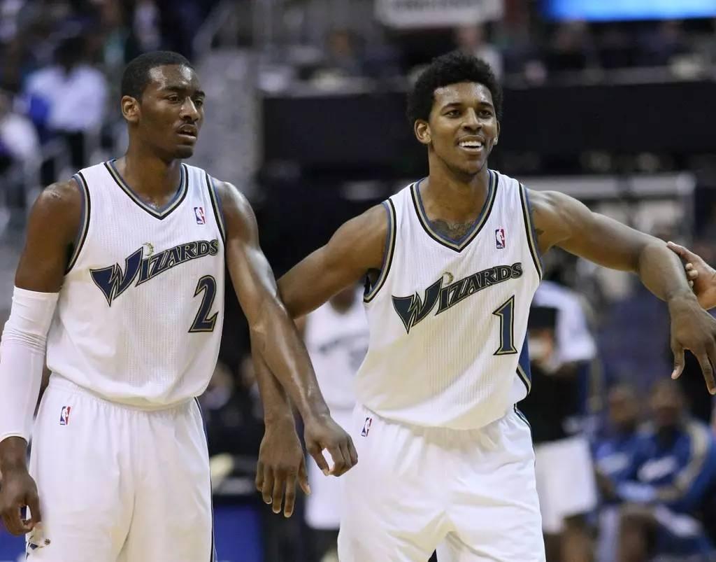 钟的门前混 钟的门前混